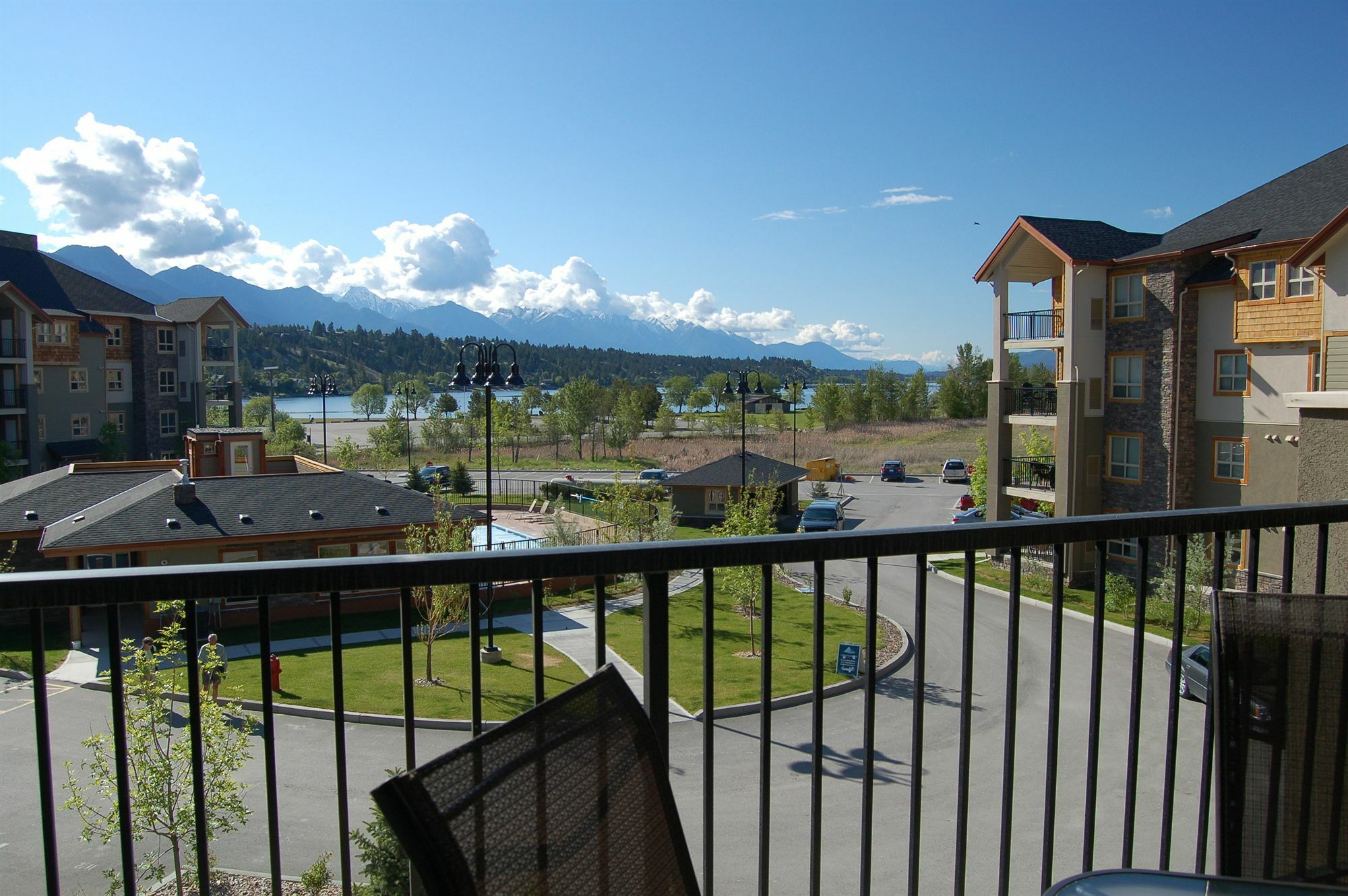 Lake Windermere Pointe By Rocky Now Invermere Exterior photo